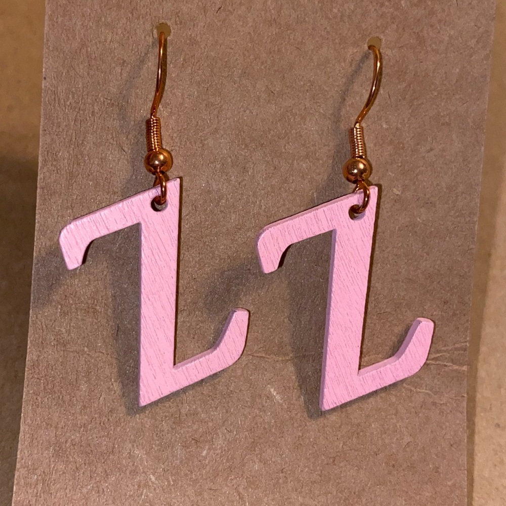 ☀️3/$9☀️ Letter “Z” Earrings with Sterling Silver Hooks. (Light Pink)